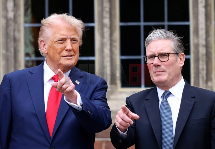 Starmeri dhe Trampi diskutuan për Lindjen e Mesme dhe Ngushticën e Hormuzit