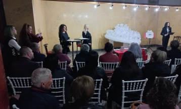 Промовирана книгата „Ќе те има“, стихови посветени на загинатите во пожарот во Кочани