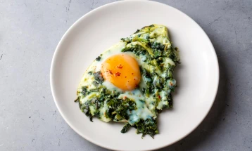 Спанаќ со ориз и јајца