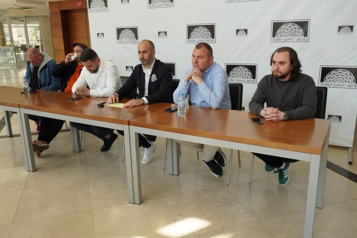 Јубилеен – петти Театарски фестивал „5РЕ“ во Велес