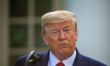 Би-Би-Си бара отфрлање на тужбата од 10 милијарди долари: Изборната победа на Трамп докажува дека угледот не му е нарушен