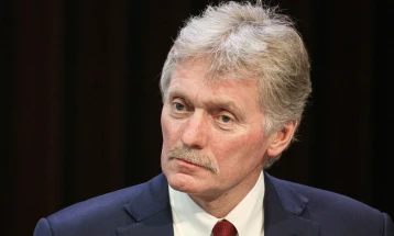 Peskov: Rusia mban kontakte me udhëheqësinë në Havanë, është e gatshme t’i ndihmojë Kubës