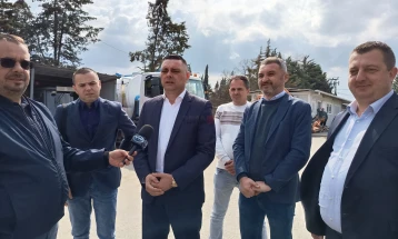 Кавадарци донираше цистерна за миење улици и јавни површини на Росоман