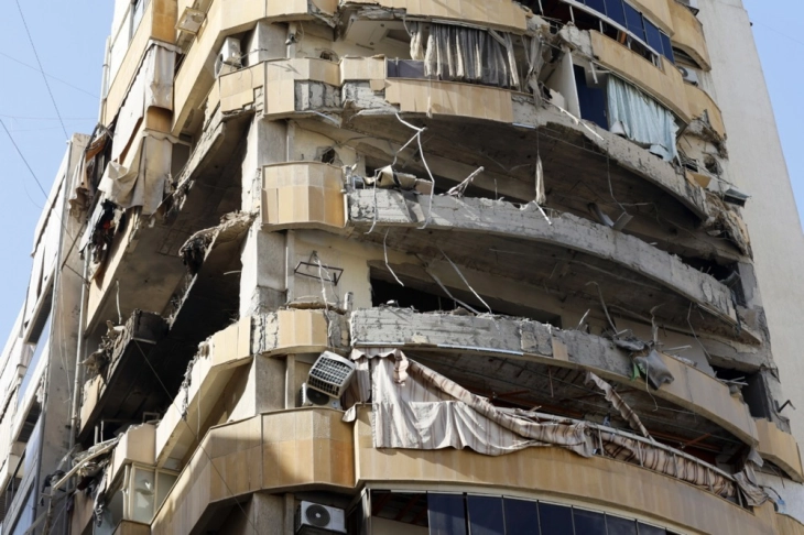 Izraeli i intensifikoi sulmet ndaj Bejrutit, të paktën 12 veta e kanë humbur jetën