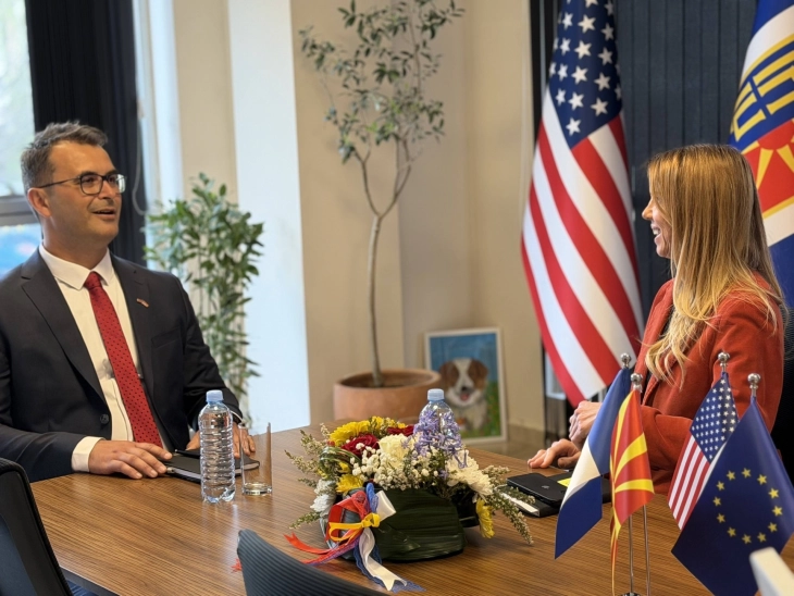 Средба на градоначалниот Стојкоски со амбасадорката Варнс