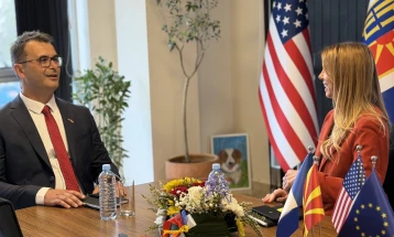 Средба на градоначалниот Стојкоски со амбасадорката Варнс