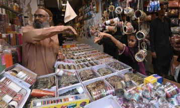 Пакистан прогласи привремен прекин на нападите врз Авганистан за празникот Рамазан Бајрам