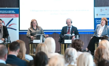 Во Србија годишно се поднесуваат до 400 барања за азил