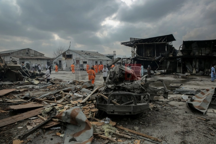 И Талибанците потврдија прекин на воените операции против Пакистан