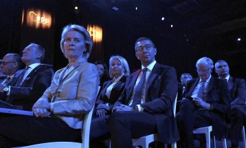 Mickoski në 50-vjetorin e formimit të Partisë Popullore Evropiane në Bruksel