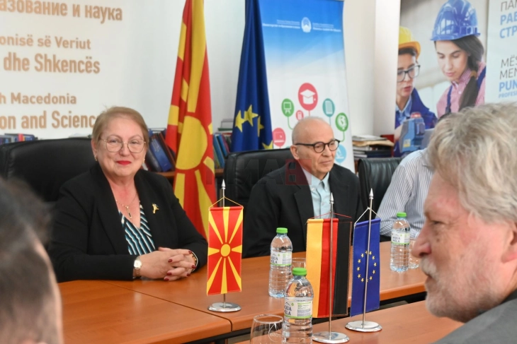 Zgjerohet programi investues i MASh – përveç konvikteve studentore, këtë vit do të rekonstruohen edhe shkollat shtetërore me qendra burimore