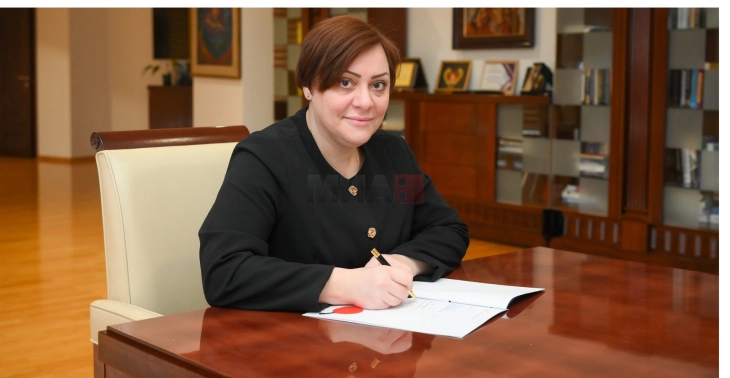 Sigurohen mjete shtesë për investime në infrastrukturën arsimore dhe efikasitetin energjetik