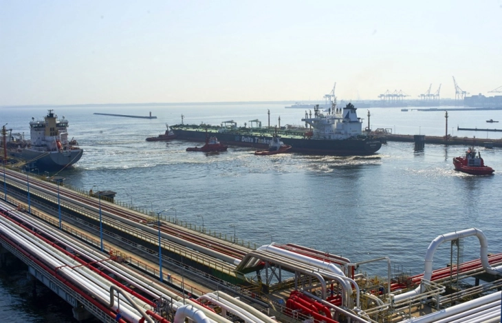 Аксиос: САД размислуваат за заземање на иранскиот остров Харг за да го принудат Техеран повторно да ја отвори Ормуската Теснина