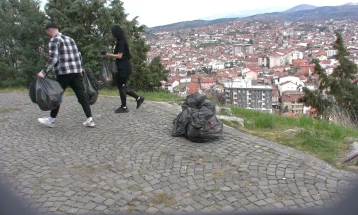 Младите од Патриотското друштво ја чистеа тврдината „Исар“