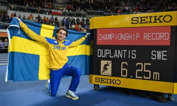 Четврто злато за Дуплантис со нов рекорд на светски првенства