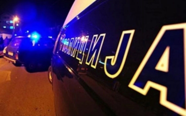 Едно разбојништво и два обиди за разбојништва во објекти на подрачје на Бит Пазар, се преземаат мерки за пронаоѓање на сторителот