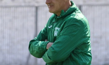 Стојановски поднесе оставка на клупата на Пелистер