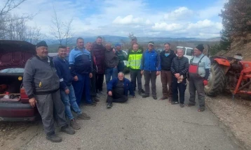 Жители од четири делчевски села во заедничка акција го исчистија патот Очипала–Драмче–Вртиславци–Селник