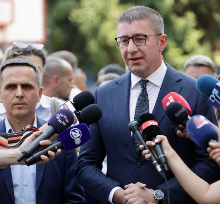 Изјава на премиерот Мицкоски во Тетово (во живо)