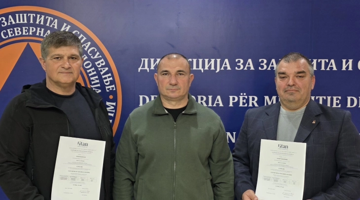 ДЗС: Два нови пилота за гаснење пожари на отворено, со што сега има вкупно пет со дозвола за „ер трактор“