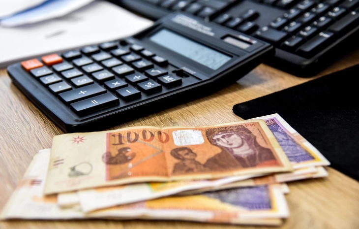 Average net salary in January Mden 46,617 