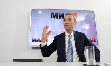 Издадена поштенска марка „Кедев - 14 највисоки врвови“ во чест на врвниот подвиг на Сашко Кедев, промоцијата на 2 април