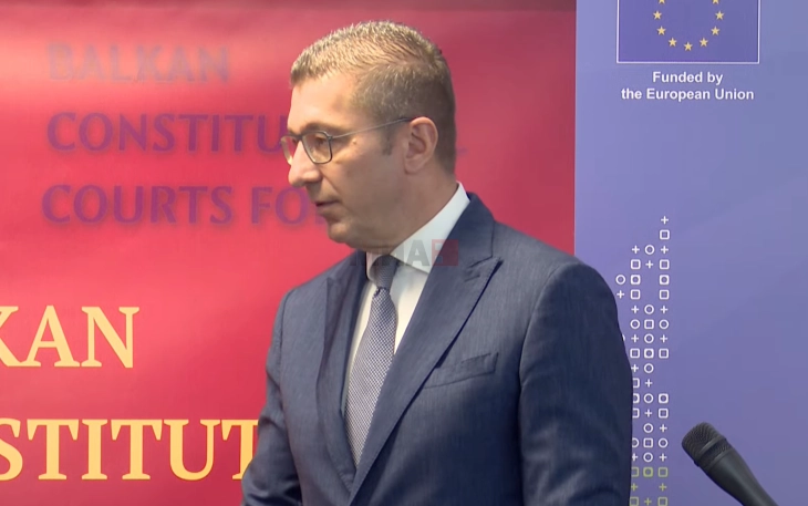 Mickoski:  Është rënë dakord për uljen e çmimit të karburanteve me OKTA-n