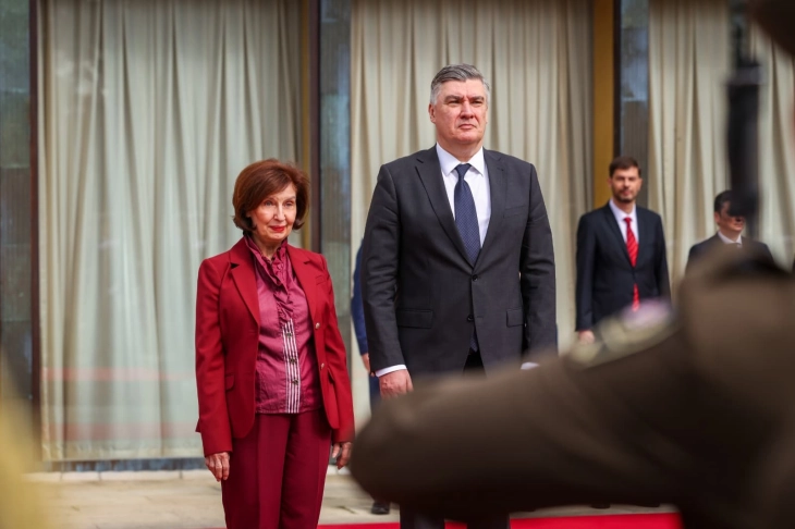 Сиљановска-Давкова по средбата со Милановиќ: Нема место за двојни стандарди во евроинтегративниот процес