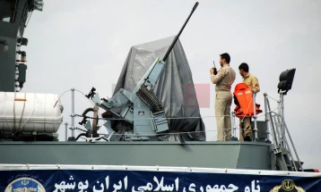 Marina ushtarake iraniane paralajmëron në sulme të mundshme ndaj aeroplanmbajtësit amerikan 