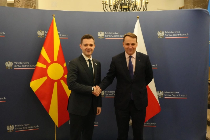 Муцунски во Варшава разговараше со Шикорски за ЕУ интеграцијата, партнерството во НАТО и за билатералната соработка