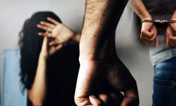 Privohen nga liria shtatë persona për dhunë familjare në 24 orët e fundit