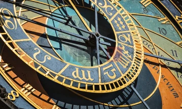 Kalendari astronomik