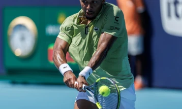 Филс го победи Пол и се пласира во полуфиналето на турнирот во Мајами