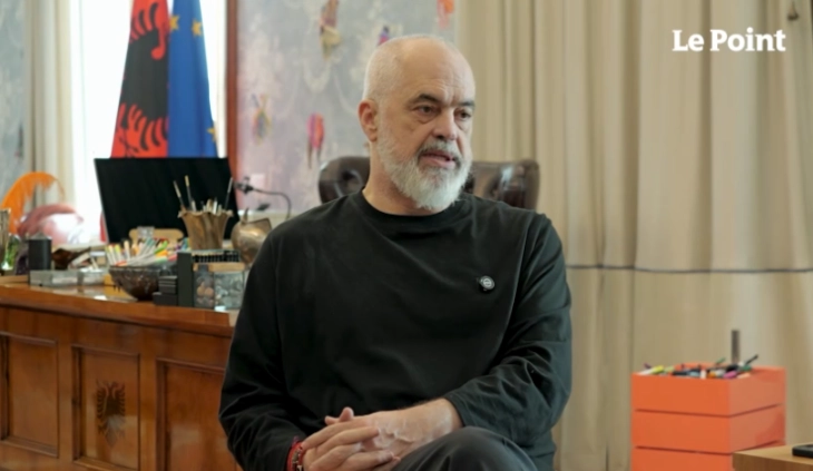 Рама за „Ле Поинт“: Треба да разговараме со сите, освен со терористи како режимот на Иран