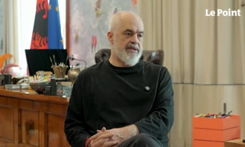 Рама за „Ле Поинт“: Треба да разговараме со сите, освен со терористи како режимот на Иран