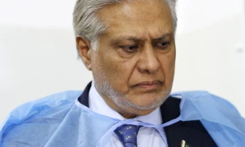 Ишак Дар: Исламабад ја олеснува комуникацијата меѓу САД и Иран