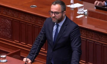 Тошковски: Жртвите на семејно насилство се охрабруваат да пријавуваат, треба да се донесе и Правилник за обуки на полициските службеници