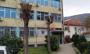 За лажните дојави за поставени бомби во Тетово приведени тројца малолетници - вкупно пет лица ќе добијат кривични пријави 