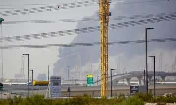 Двајца војници и осум цивили загинаа во ирански напад врз ОАЕ, додека 169 лица се ранети