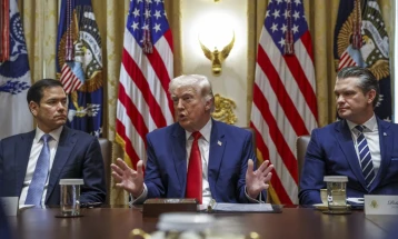 Trampi e vazhdoi afatin për ndalim të sulmeve ndaj kapaciteteve energjetike iraniane deri më 6 prill