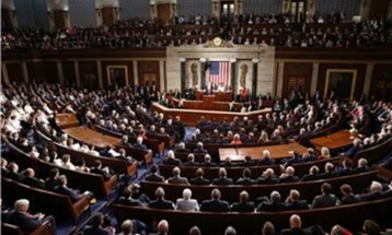 Сенатот на САД гласаше за делумно финансирање на внатрешната безбедност, со исклучок на ИЦЕ