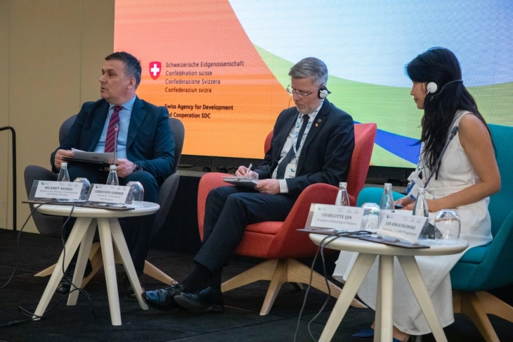 Ministri Hoxha me rastin e Ditës Botërore të Ujërave: Me mbështetjen e Zvicrës po i rrisim standardet në sektorin e ujërave