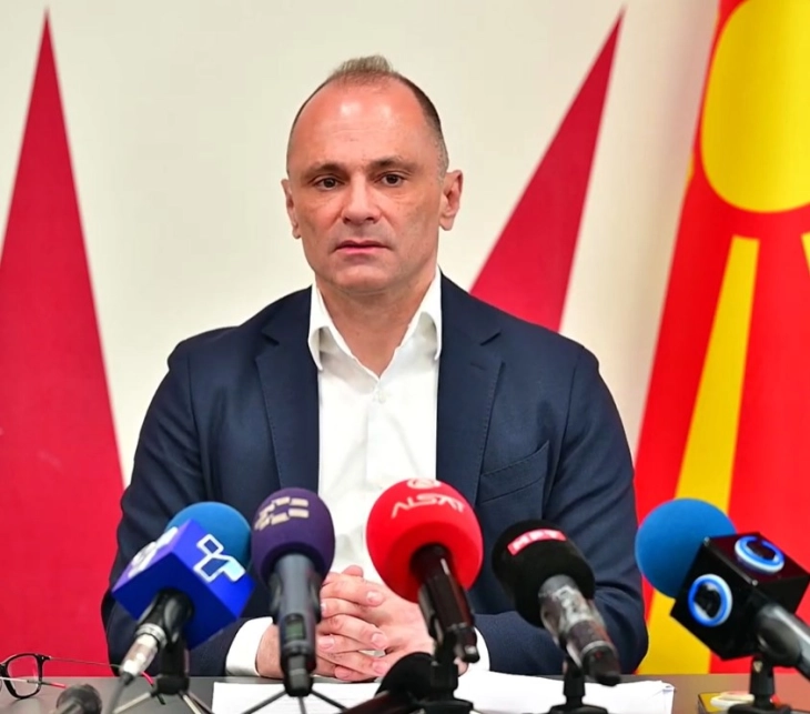 Filipçe prezanton propozim programin e ri të LSDM-së, parashikon zero korrupsion dhe rritje të pagave dhe pensioneve