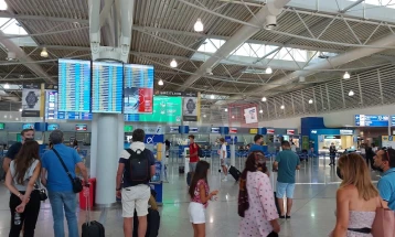 Аеродромот во Атина од понеделник целосно ќе го имплементира системот ЕЕС за влез и излез од ЕУ