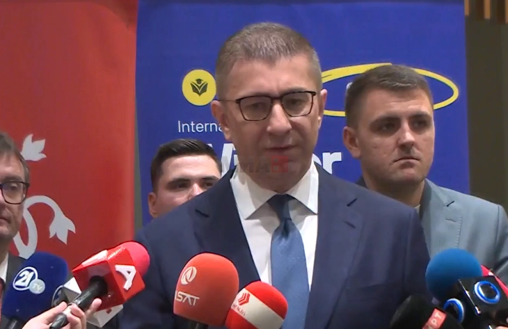 Mickoski: Ulja e TVSH-së po jep efektin e pritur, të hënën pres një ulje të çmimit të benzinës dhe një rritje të mundshme të lehtë të dizelit