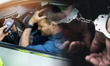 Janë privuar nga liria 12 shoferë për drejtim të pakujdesshëm të automjetit, shtatë kanë vozitur pa patentë shoferi