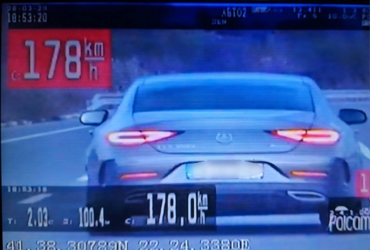 Санкциониран возач, се движел со брзина од 178 километри на час