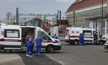 Një person humbi jetën dhe tetë të tjerë u lënduan në sulmin me dron ukrainas në qytetin rus Taganrog, tre persona u lënduan në sulmin në Krasnodar