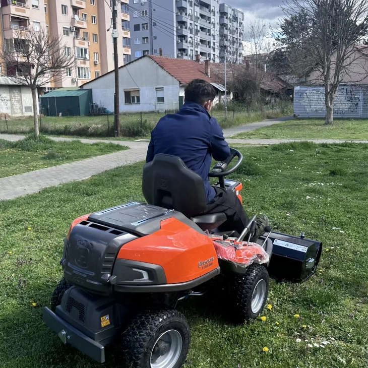 Општина Ѓорче Петров набави ново мултифункционално возило со мулчер, кое веќе е на терен 