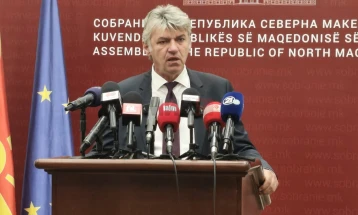 Sela: Qeveria po bën devijim në Korridorin 8, ndërsa si justifikim po përdor UNESKO-n